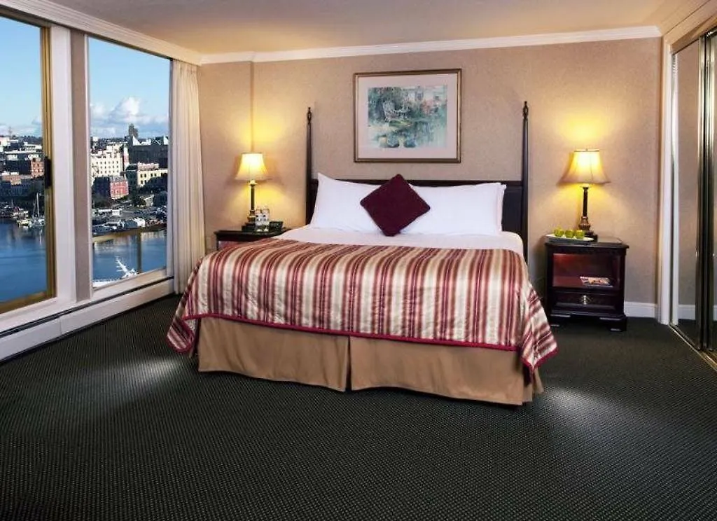 Harbour Towers Hotel & Suites Виктория